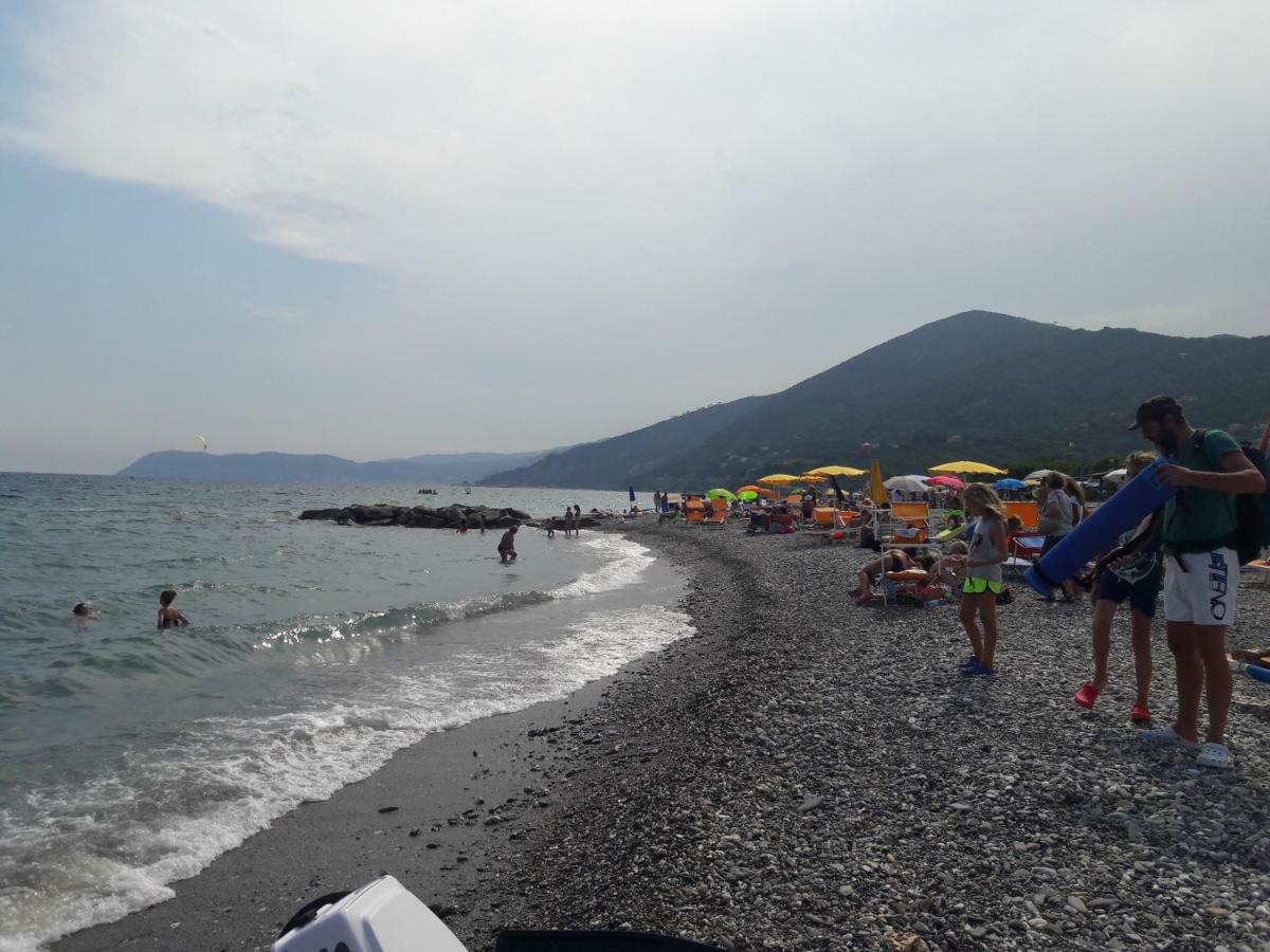 Appartamento Vista Mare Αλμπένγκα Εξωτερικό φωτογραφία