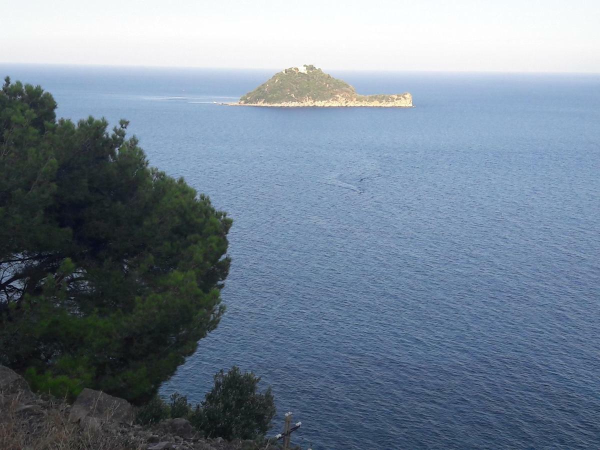 Appartamento Vista Mare Αλμπένγκα Εξωτερικό φωτογραφία